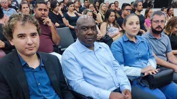 Vereadores participam de Audiência Pública sobre a situação da Fundação Gedor Silveira